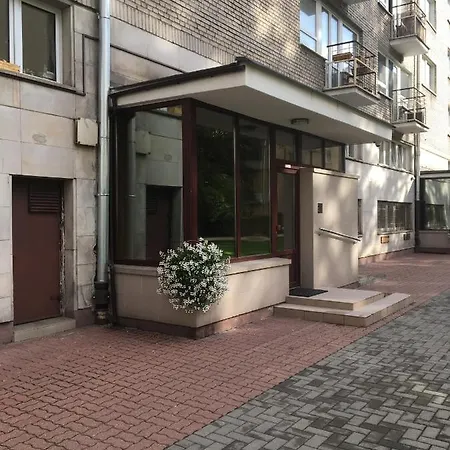 Mieszkankonawiejskiej *